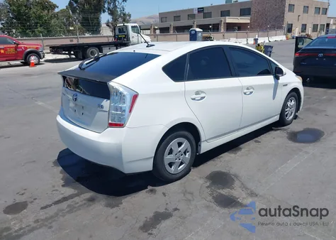 2011 Toyota Prius Three from USA, damaged, VIN JTDKN3DUXB0263589
